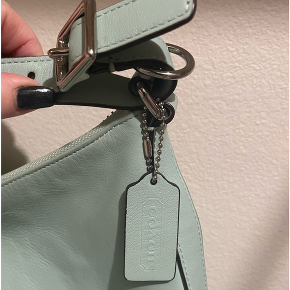 COACH bag Beautiful and unique shoulder bag - Picture 10 of 14